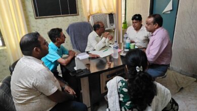 Photo of स्वास्थ्य केंद्रों पर औचक निरीक्षण: अव्यवस्था और अनुपस्थिति पर कड़ी कार्रवाई