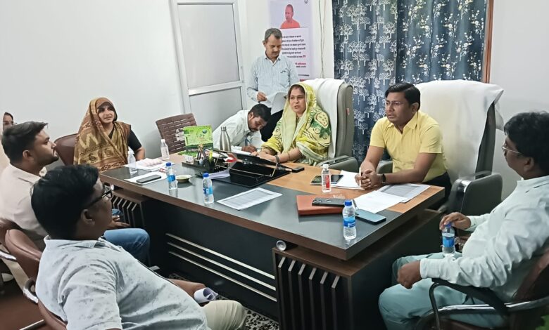 नगर पालिका में 'बजट बम': ₹45.87 करोड़ के विकास प्रस्ताव पास, दागी अवर अभियंता पर पार्षदों का 'एक्शन'! 3 photo 17