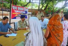 Photo of डीएम और एसपी ने रूरा में लगाई जनचौपाल: मौके पर निस्तारित हुईं सैकड़ों शिकायतें, सख्त कार्रवाई के निर्देश