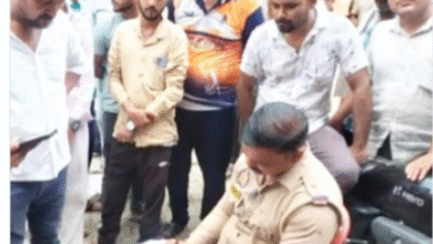 Photo of कानपुर देहात में रेस्टोरेंटकर्मी ने फांसी लगाकर की आत्महत्या,प्रेम प्रसंग की आशंका