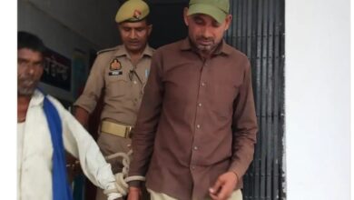 Photo of जंगल में गोल्ड डिटेक्टर से खजाना ढूंढ रहे दो युवक गिरफ्तार