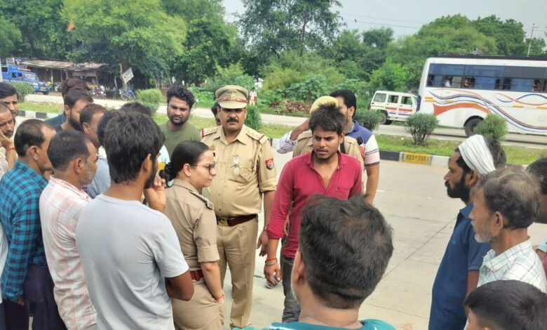 कानपुर देहात: निर्माणाधीन मकान में मिला युवक का शव, हत्या या हादसा? 3 photo 1 1 1