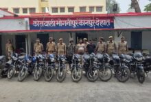 Photo of कानपुर देहात: बाइक चोर गिरोह का भंडाफोड़, 14 बाइकें और एक इंजन बरामद