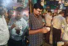 Photo of पुखरायां: विजय प्रोविजन, पंचवटी स्वीट हाउस सहित इन दुकानों पर छापेमारी, मिलावट रोकने की कार्रवाई