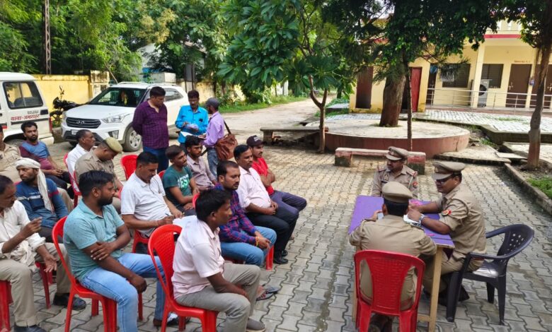 अमरहट में गणेश चतुर्थी, बारावफात को लेकर पीस कमेटी की बैठक सम्पन्न 3 photo 12 1 4