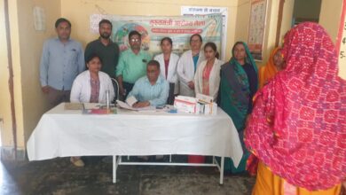 Photo of कानपुर देहात में जन आरोग्य मेला: 2,279 मरीजों को मिला उपचार, कई बीमारियों की हुई जाँच