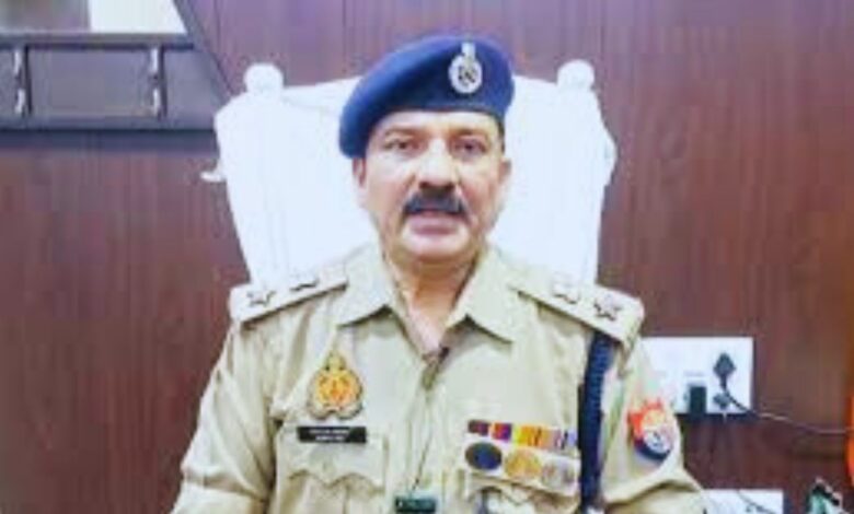 कानपुर देहात में ड्रोन से चोरी की रेकी की अफवाह 3 photo 2 1 2
