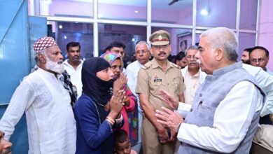 Photo of पुखरायां में कैबिनेट मंत्री राकेश सचान ने सुनीं जनता की समस्याएं, तुरंत निस्तारण के निर्देश