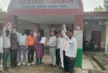 Photo of रोजगार सेवकों का फूटा गुस्सा, डिजिटल सर्वे की ड्यूटी का किया बहिष्कार