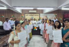 Photo of जालौन में 13 नव चयनित मुख्य सेविकाओं को मिला नियुक्ति पत्र