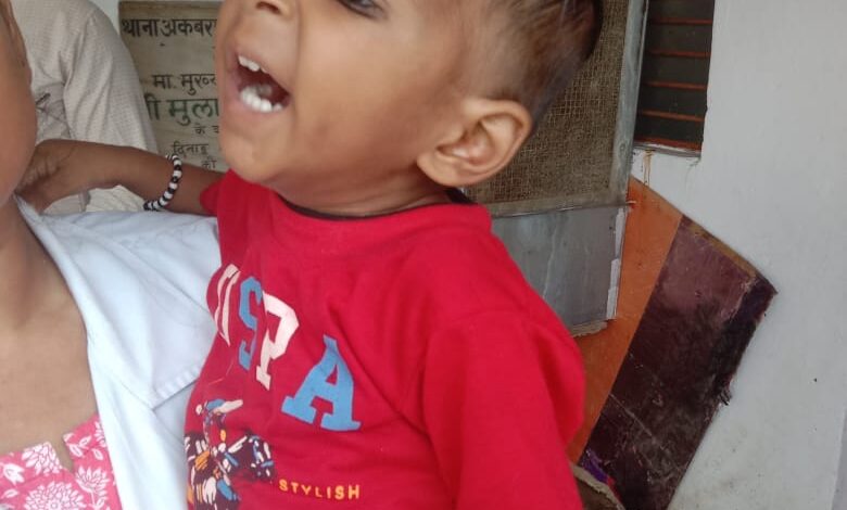लावारिस मिली डेढ़ साल की बच्ची, चाइल्ड हेल्पलाइन ने ली सुपुर्दगी 3 photo 42