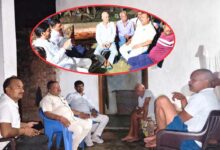 Photo of कानपुर देहात: राघव अग्निहोत्री ने रतवा गांव में बांटा दुख-दर्द