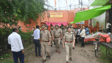 Photo of बुढ़वा मंगल पर मंदिरों की सुरक्षा व्यवस्था का जायजा लेने पहुंची एसपी