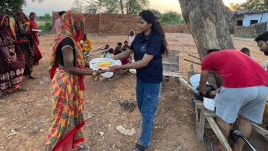 Photo of लाइफ इंस्पायरिंग फाउंडेशन (LiF NGO) ने बच्चों को बाँटी मिठास