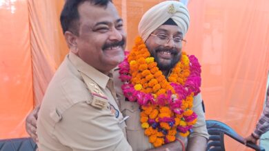 Photo of रसूलाबाद कोतवाल हरमीत सिंह के स्थानांतरण पर दी गई भावभीनी विदाई  बोले आम आवाम के द्वारा मिला स्नेह कभी भुला नहीं पाएंगे