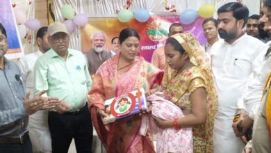 Photo of देवीपुर सीएचसी में स्वास्थ्य मेले में 412 मरीजों का निशुल्क परीक्षण