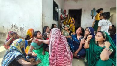 Photo of कानपुर देहात में अधेड़ ने संदिग्ध परिस्थितियों में फांसी लगाकर की आत्महत्या,परिजनों में मचा कोहराम