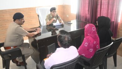 Photo of पुलिस अधीक्षक ने थाना डेरापुर में सुनी शिकायतें,दो शिकायतों का निस्तारण