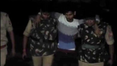 Photo of मंगलपुर पुलिस ने नाबालिक से दुष्कर्म के आरोपी को मुठभेड़ के दौरान किया गिरफ्तार