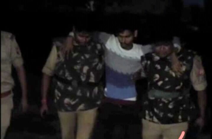 मंगलपुर पुलिस ने नाबालिक से दुष्कर्म के आरोपी को मुठभेड़ के दौरान किया गिरफ्तार 5 IMG 20250920 103935