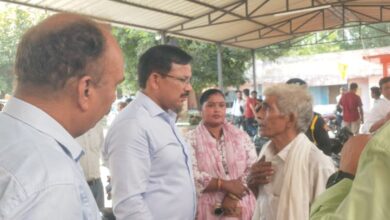 Photo of जिलाधिकारी ने माधौगढ़ सीएचसी का किया औचक निरीक्षण