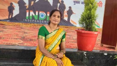 Photo of कानपुर देहात में दर्दनाक हादसा: बंदर के कारण अनियंत्रित हुई बाइक, आंगनवाड़ी कार्यकत्री की मौत