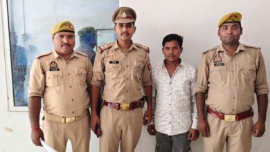Photo of कानपुर: सीढ़ी चौकी इंचार्ज शेर सिंह की तेज़ी से बड़ी सफलता! 17 साल की लड़की 24 घंटे में बरामद, आरोपी गिरफ्तार