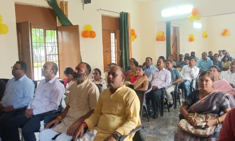 मुख्यमंत्री ने किया शिक्षा क्षेत्र के कई महत्वपूर्ण कार्यक्रमों का लोकार्पण, कानपुर देहात में हुआ सजीव प्रसारण 3 photo 13 1 2