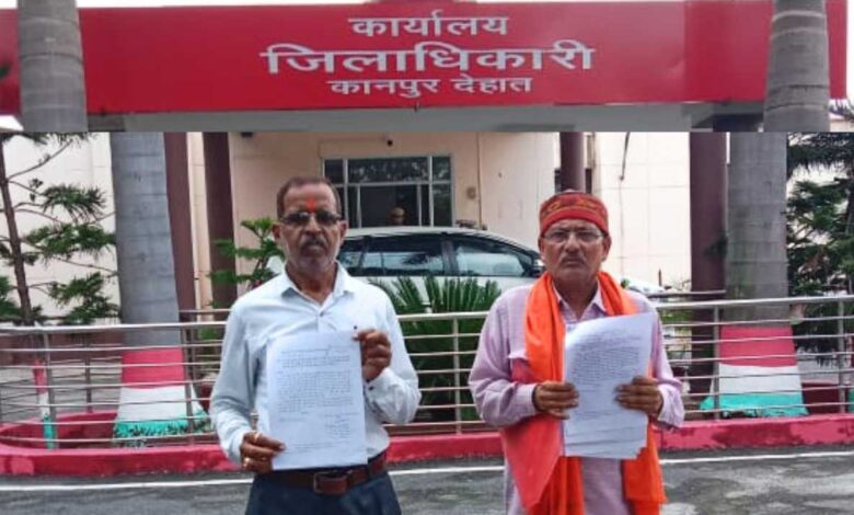 ग्रामीणों ने रेल मंत्री से की मेमू ट्रेनों के ठहराव को फिर से शुरू करने की मांग 3 photo 15 1 2