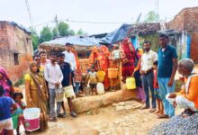 Photo of मन की बात सुनने के बाद ग्रामीणों ने पानी की समस्या को लेकर किया प्रदर्शन