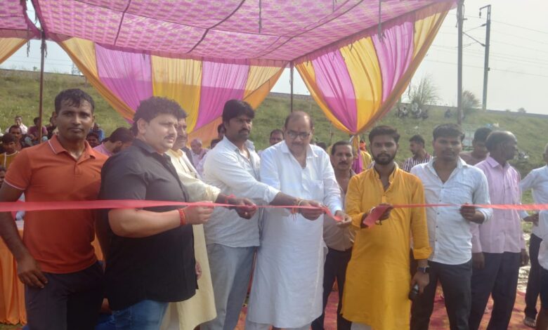 बुढ़वा मंगल पर बालाजी आंट में भक्तों की जुटी भीड़ 5 photo 25