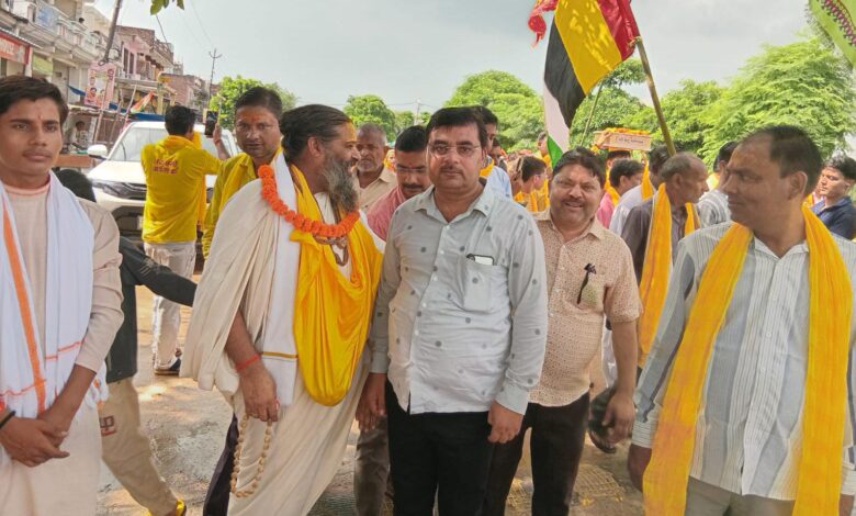 अकबरपुर के चेयरमैन दंपति ने श्री मद भागवत कथा के लिए कराया कलश व पोथी पूजन 1 photo 30