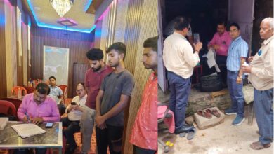 Photo of जालौन में खाद्य सुरक्षा विभाग ने की छापेमारी, मिलावटी सामानों के नमूने लिए