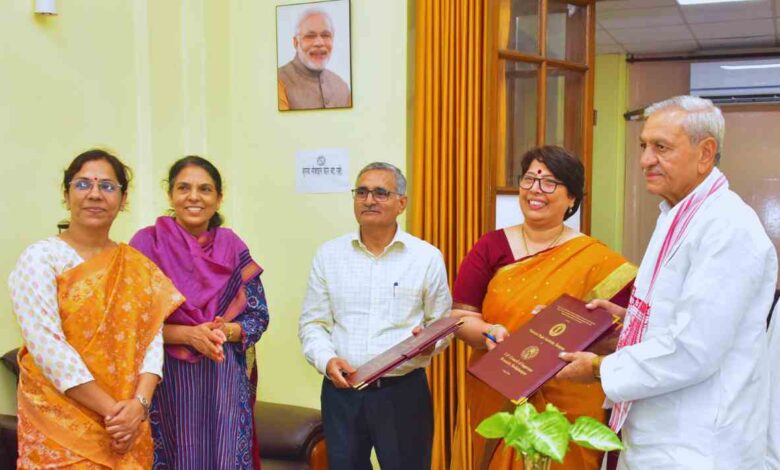 गन्ना किसानों के लिए खुशखबरी: राष्ट्रीय शर्करा संस्थान और यूपी गन्ना शोध परिषद के बीच एमओयू पर हस्ताक्षर 3 seema 1