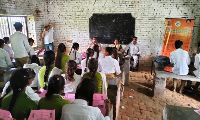 आर०एस० एजुकेशन सेन्टर और गाँधी इंटर कॉलेज में कैरियर काउंसलिंग कार्यशाला का आयोजन 3 seva