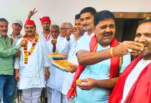 Photo of आजम खान की रिहाई पर सपाई कार्यकर्ताओं ने मनाया जश्न
