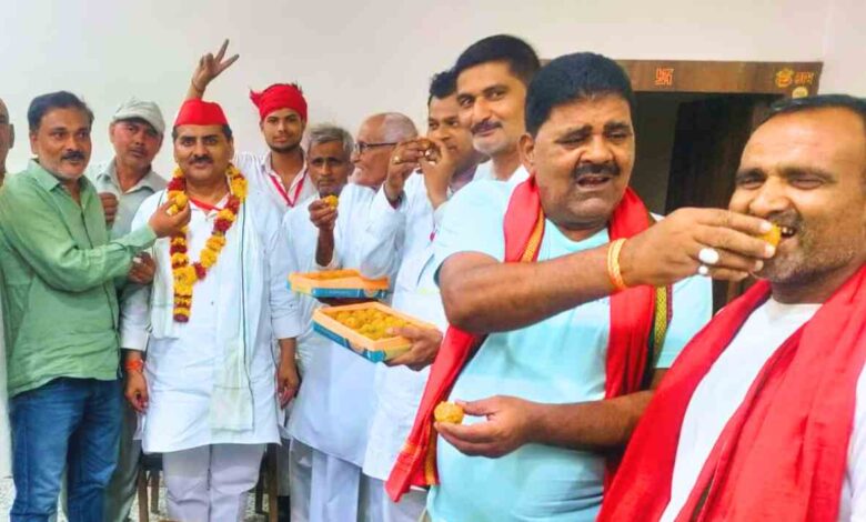 आजम खां रिहाई जश्न पुखरायां