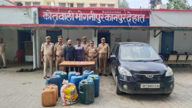 Photo of कानपुर देहात में हाईवे पर तेल चोरी करने वाले गिरोह का भंडाफोड़, दो गिरफ्तार