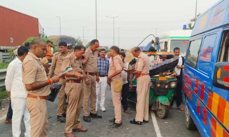 कानपुर देहात: डंपर की टक्कर से पलटा ऑटो, दो की मौत; तीन घायल 1 रनियां हादसा