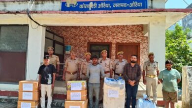 Photo of दीपावली से पहले पुलिस की दबिश, लाखों के पटाखे बरामद