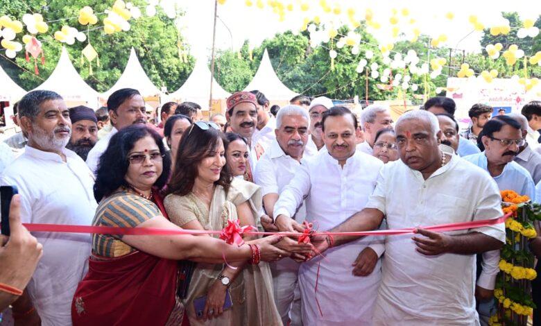 शुरू हुआ स्वदेशी मेला-2025, 70 स्टॉल्स में सजे प्रदेश के उत्कृष्ट उत्पाद 3 IMG 20251012 WA0300