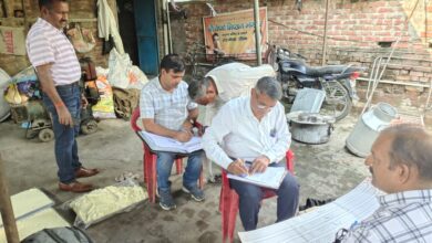 Photo of कानपुर देहात: त्योहारों से पहले खाद्य विभाग का शिकंजा, मिलावट रोकने के लिए अभियान तेज