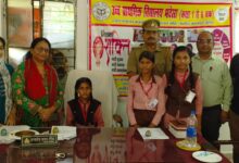 Photo of कानपुर देहात: एक दिन के लिए छात्रा वर्तिका सिंह बनी थाना गजनेर प्रभारी