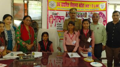 Photo of कानपुर देहात: एक दिन के लिए छात्रा वर्तिका सिंह बनी थाना गजनेर प्रभारी