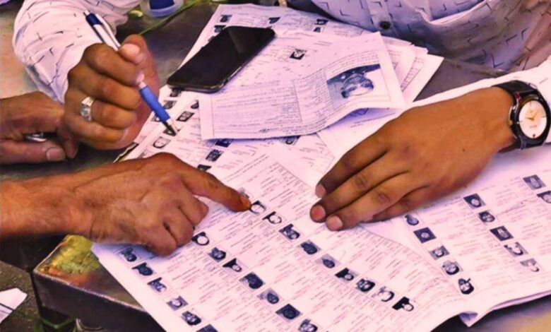 एसआईआर में लापरवाही पर 27 बीएलओ को कारण बताओ नोटिस 1 MATDATA
