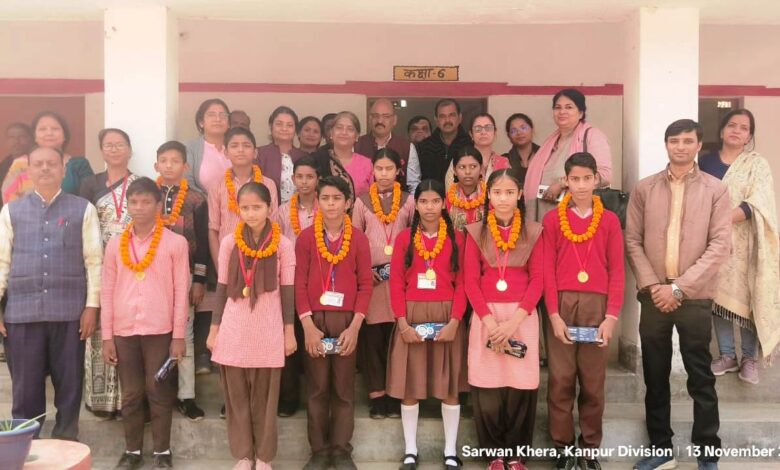 कानपुर देहात: गणित ओलंपियाड में उत्कृष्ट प्रदर्शन करने वाले बच्चों को बीईओ ने पुरस्कार देकर किया प्रोत्साहित 1 WhatsApp Image 2025 11 13 at 18.00.49 71a9d700