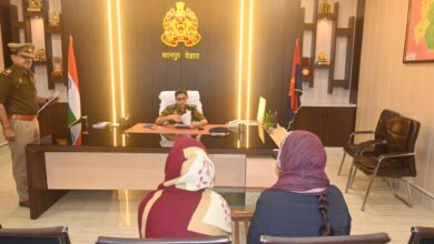 Photo of कानपुर देहात पुलिस का जनता से सीधा संवाद: SP व ASP ने सुनीं फरियादें