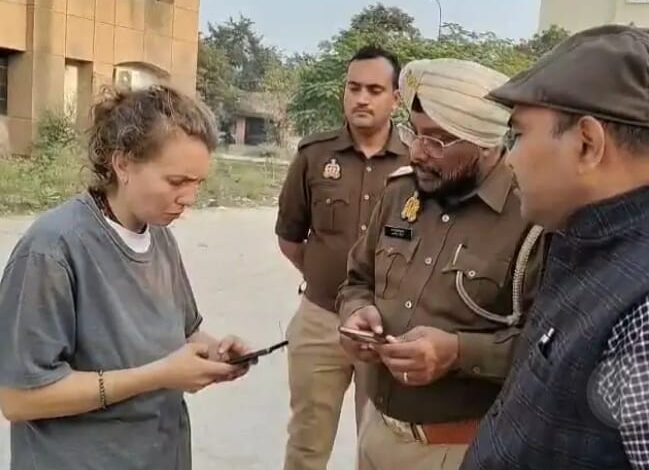 कानपुर देहात में ब्राजीलियन महिला सैलानी की संदिग्ध परिस्थितियों में मौत,हार्ट अटैक की आशंका 1 IMG 20251215 WA0036