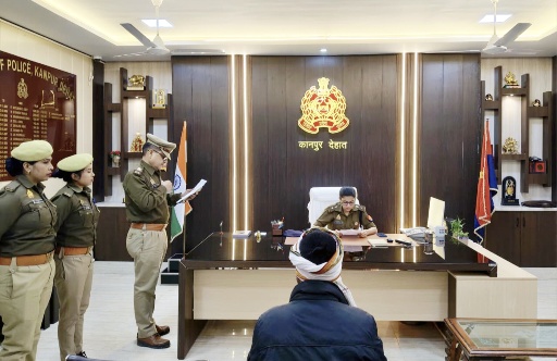 कानपुर देहात: एसपी श्रद्धा नरेंद्र पांडेय ने सुनी फरियादियों की समस्याएं, जल्द निस्तारण के निर्देश 1 IMG 20251209 112729