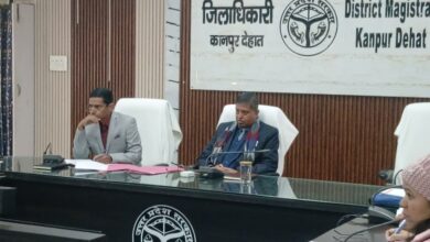 Photo of कानपुर देहात: डीएम की सख्ती: समूहों के खाते खोलने में देरी पर भड़के, बैंक प्रबंधकों को दिए कड़े निर्देश